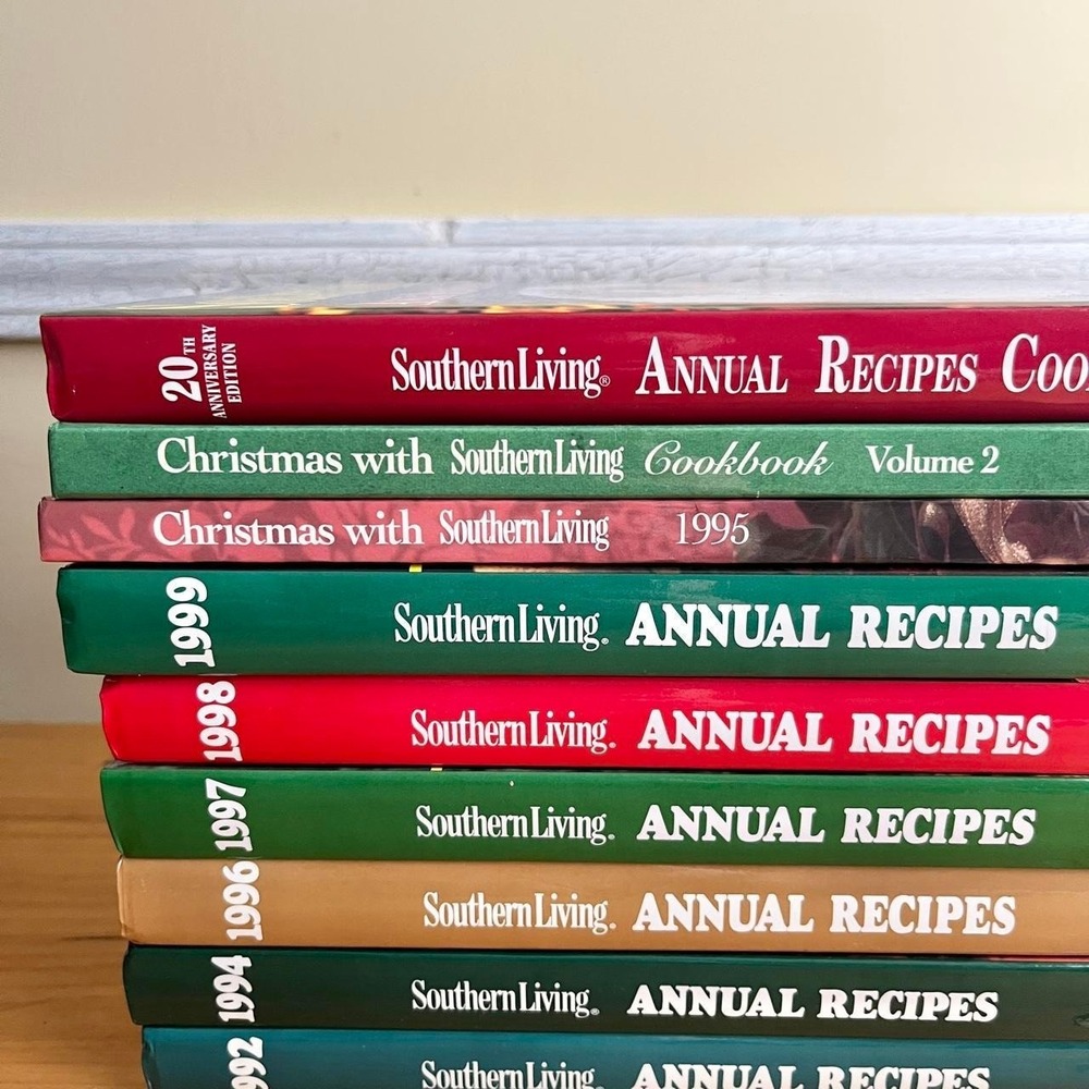 Southern Living Cookbook Lot of 9 Annual Recipes 90s Cooking Baking Traditional - Picture 3 of 8